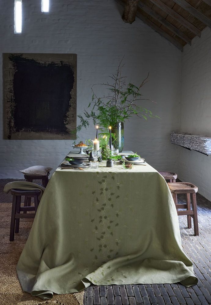 Linge de table textile - Ramage Kaki - Nappe en lin brodée - ALEXANDRE TURPAULT