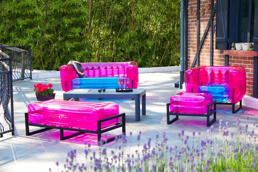 Lawn armchairs - YOMI| Design armchair - Pink - KUUMO DESIGN