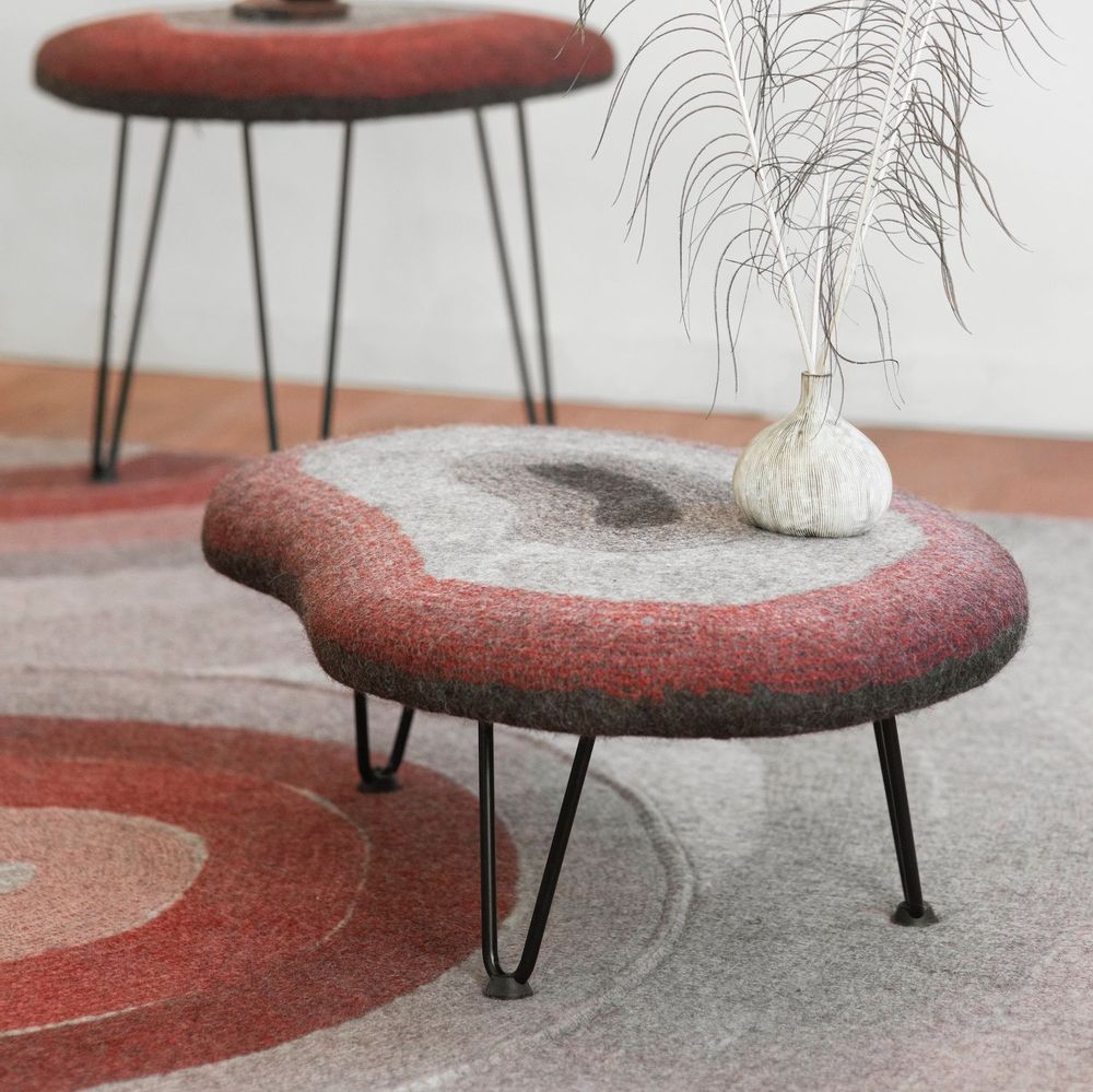 Stools - Mesh & felt seats - GHISLAINE GARCIN MAILLE&FEUTRE