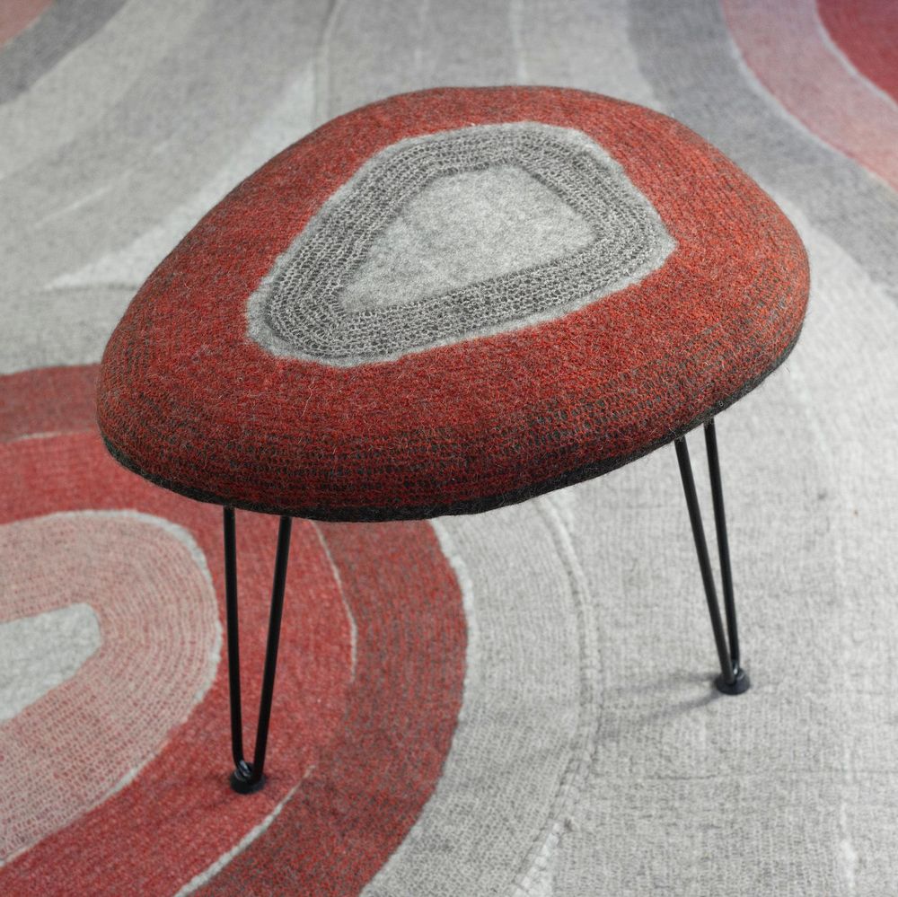 Stools - Mesh & felt seats - GHISLAINE GARCIN MAILLE&FEUTRE