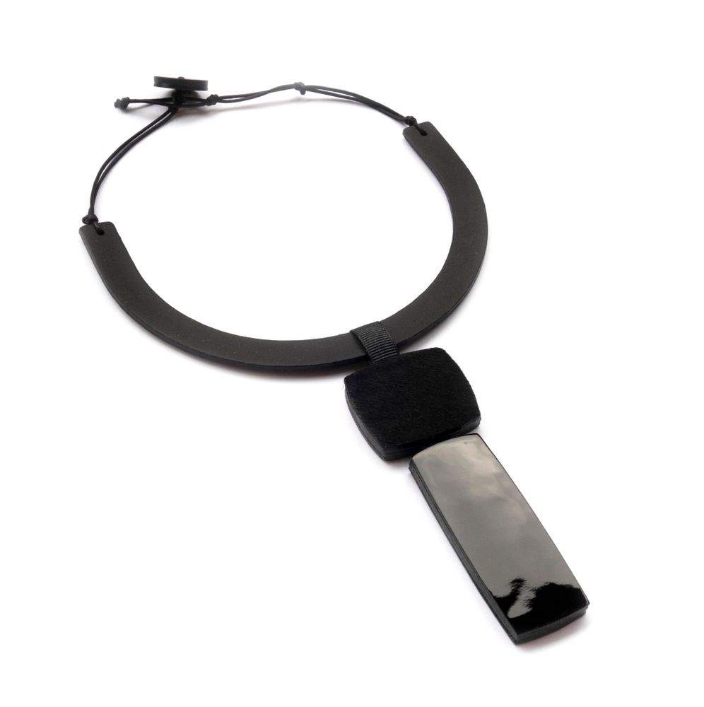 Bijoux - Bijoux de cuir - Collier BAROK - SOPHIE • TERRIERE