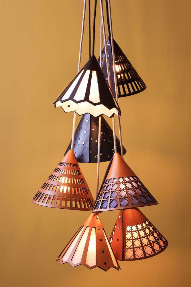 Objets design - BALADEUSE LOBA - CUIR - suspension, applique ou chevet. - LULE STUDIO