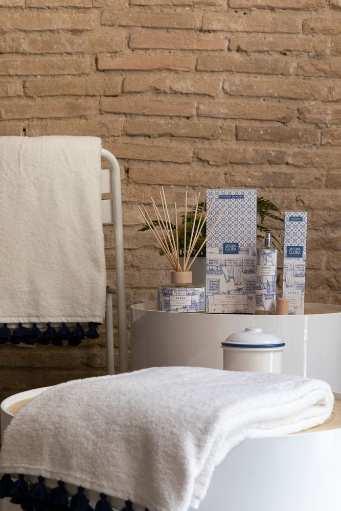 Home fragrances - DECORAGLOBA - FRAGRANCE COLLECTION - IDENTITY & EXPERIENCE - DECORAGLOBA