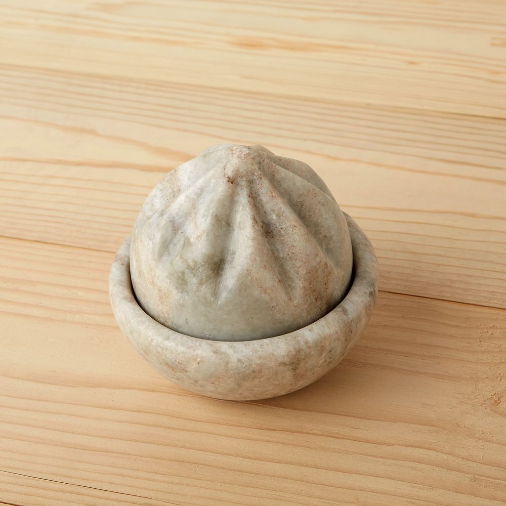 Kitchen utensils - Waterfall Marble Citrus Press - BE HOME