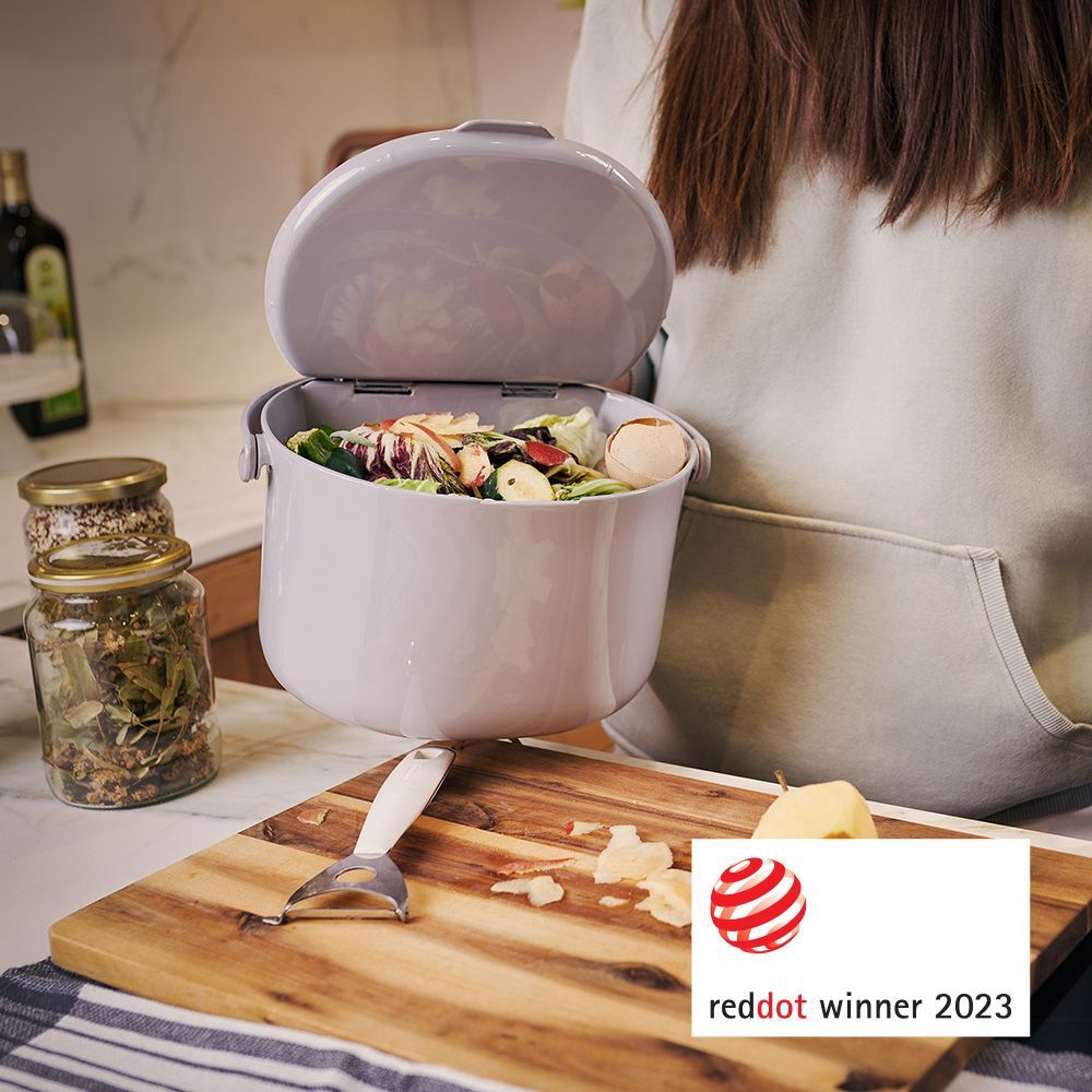 Cadeaux - Poubelle de cuisine - ORGANKO DAILY (gris) - Red Dot Design Award 2023 - PLASTIKA SKAZA - EXCEEDING EXPECTATIONS