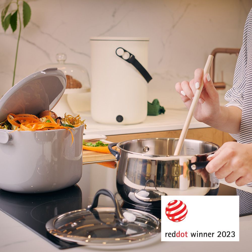 Cadeaux - Poubelle de cuisine - ORGANKO DAILY (gris) - Red Dot Design Award 2023 - PLASTIKA SKAZA - EXCEEDING EXPECTATIONS