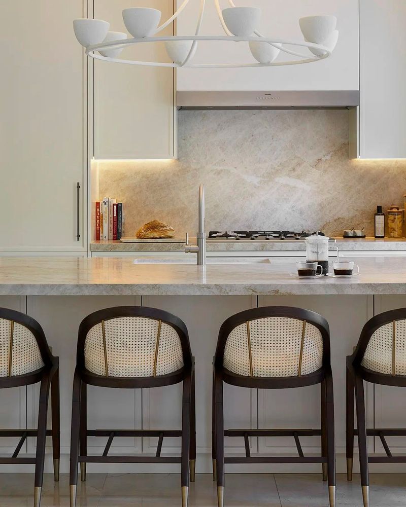 Stools for hospitalities & contracts - Wormley Bar Stool in Darkened Sikomoro and Brushed Brass Details - DUISTT