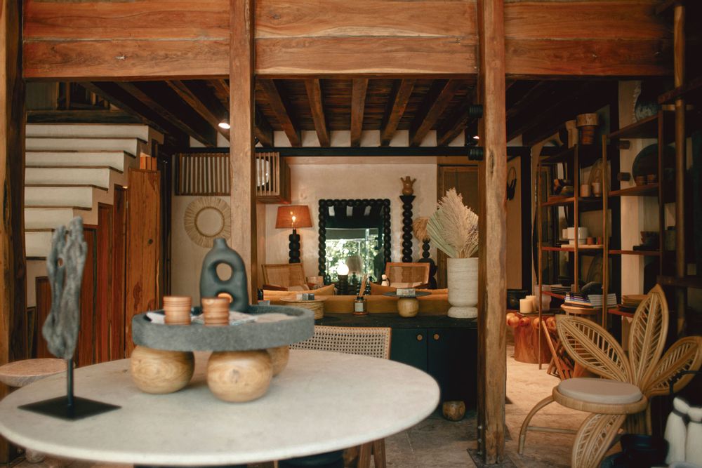 Autres tables  - Puksi'ikal - DANIEL OROZCO ESTUDIO