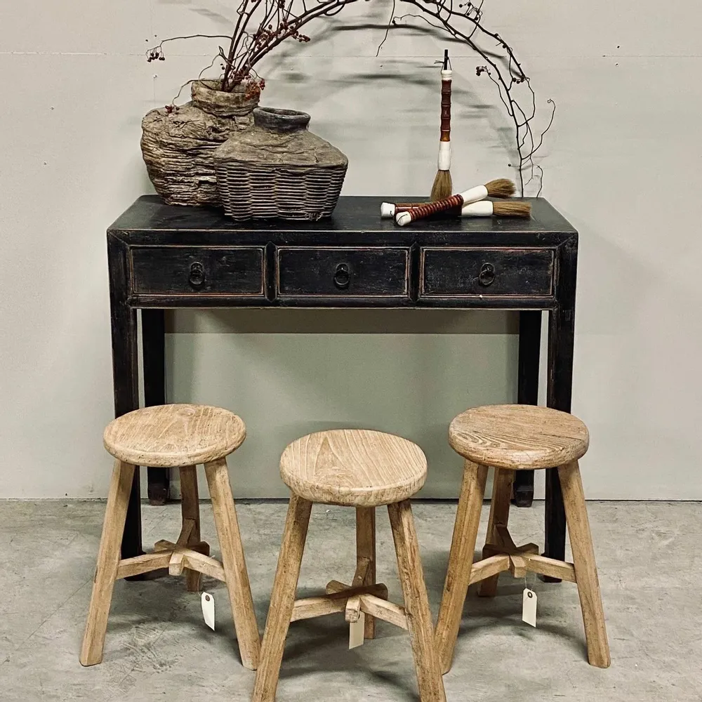 Stools - Old round stool - PAGODA INTERNATIONAL