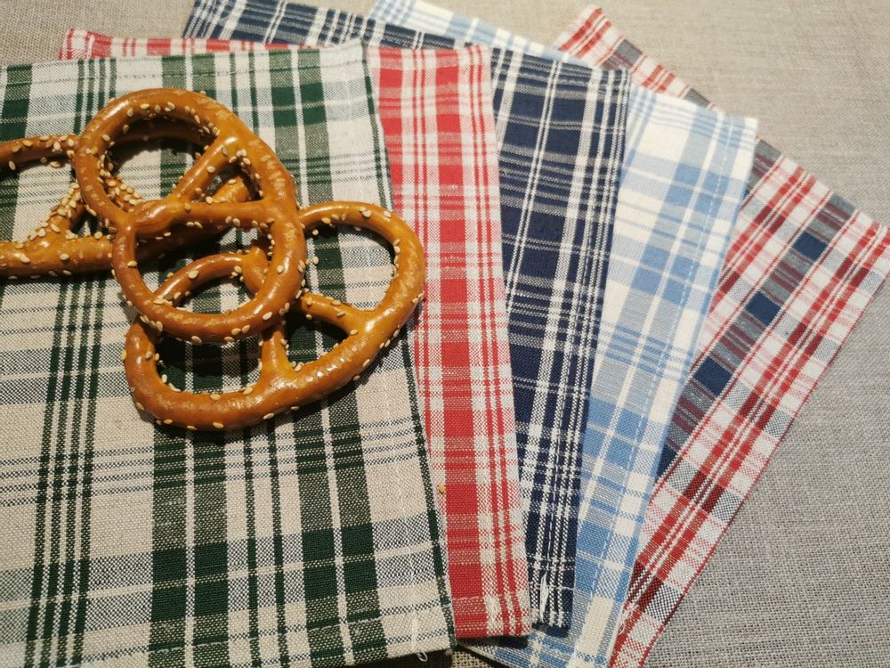 Gifts - APERO NAPKINS/DESSERT - UNDER BOCK - KELSCH D' ALSACE IN SEEBACH