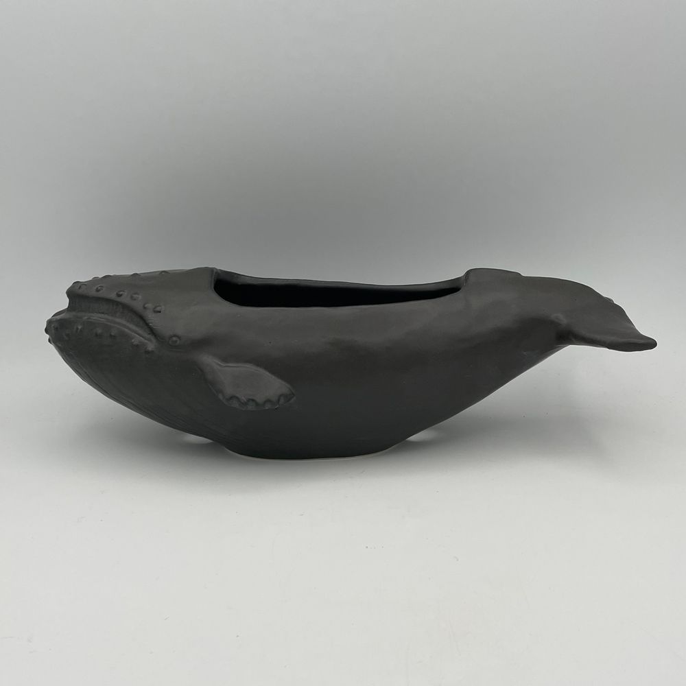 Other smart objects - whale folwerpot - ONENESS