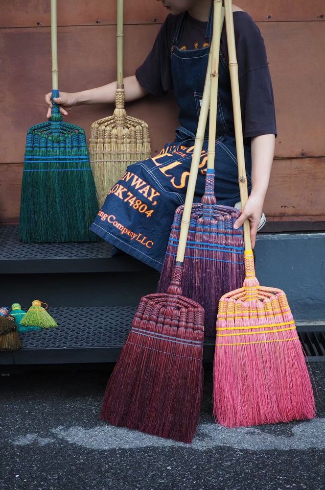 Garden accessories - BAAN BOON BROOMS - Sorghum Brooms and Brushes - TALENT THAI
