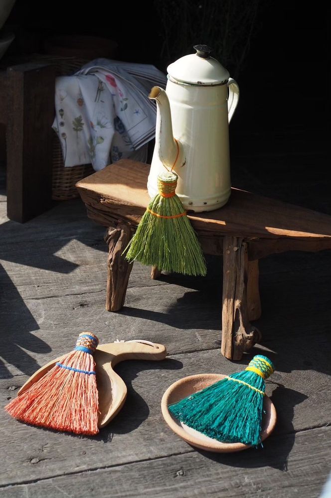 Garden accessories - BAAN BOON BROOMS - Sorghum Brooms and Brushes - TALENT THAI