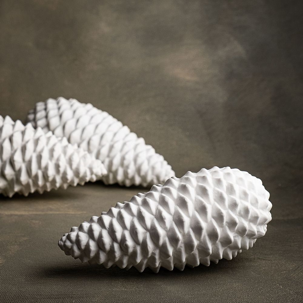Other Christmas decorations - PINUS maritima, cones/decorative objects, handmade, porcelain, porcelain bones, Christmas - KLATT OBJECTS