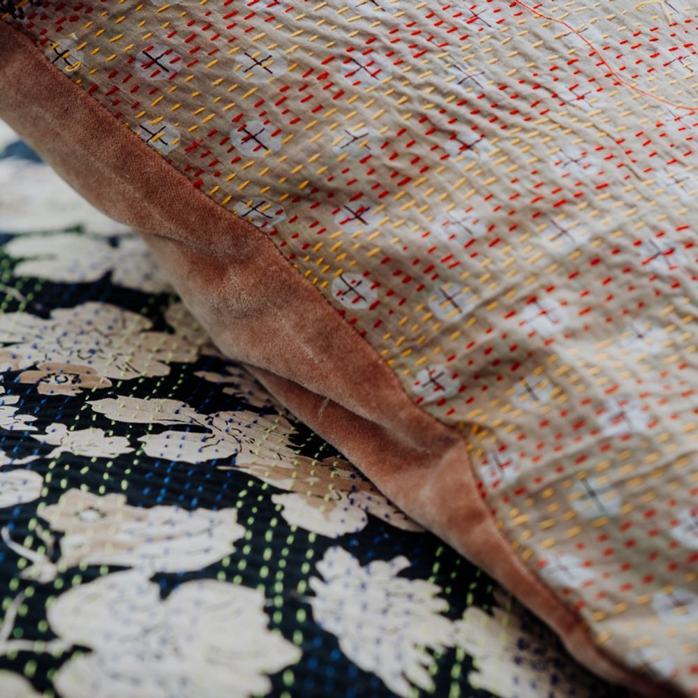 Fabric cushions - Kantha Silk|Velvet Cushions - QUOTE COPENHAGEN APS