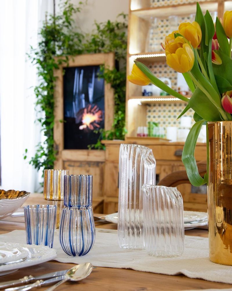Vases - Carafe en verre soufflé à la main Bricco - TUTTOATTACCATO