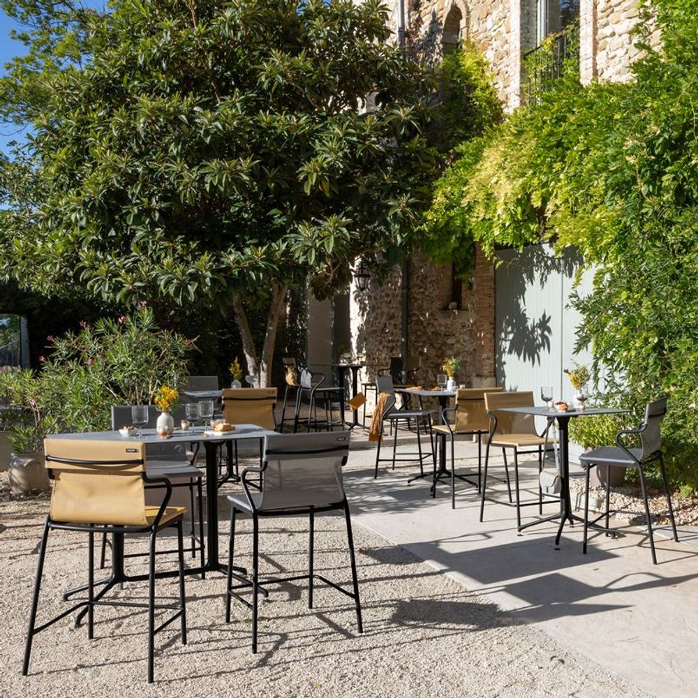Lounge chairs for hospitalities & contracts - HORIZON Armchair /High Armchair / Middle Armchair - LAFUMA MOBILIER