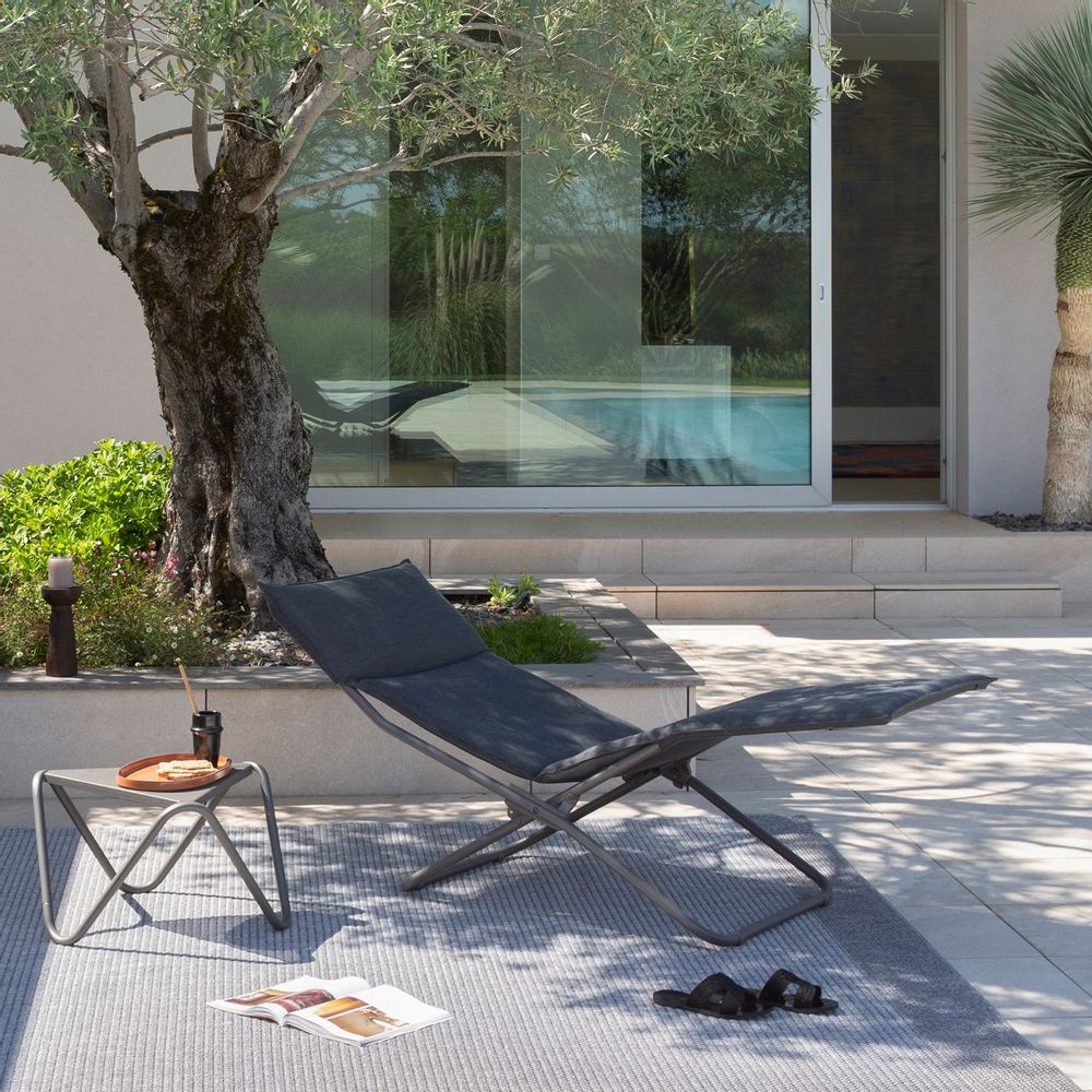 Deck chairs - BAYANNE lounge chair - LAFUMA MOBILIER