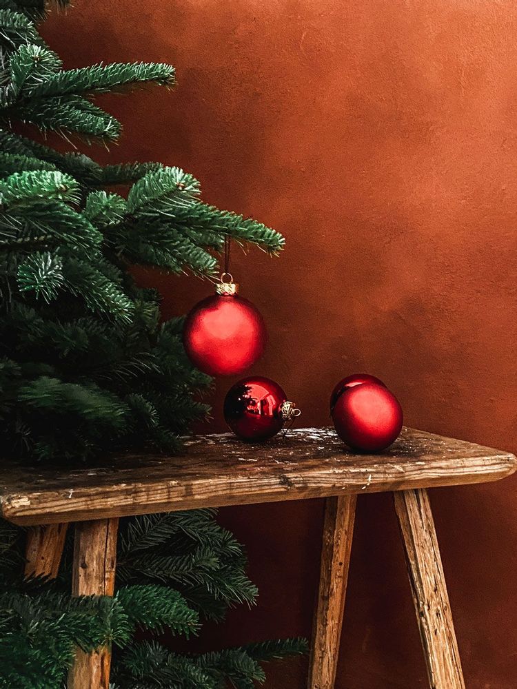 Guirlandes et boules de Noël - Boules de Noël paquet de 16 - Rouge - BY BENSON