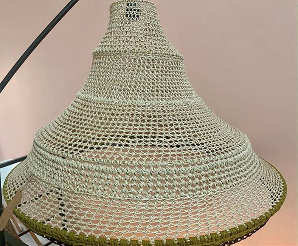 Aménagements pour bureau - Luminaire ARAMIS mélange de chanvre et de coton vert olive et noir Hauteur 60cm Diamètre 90 cm livré avec monture électrique - ADELE VAHN