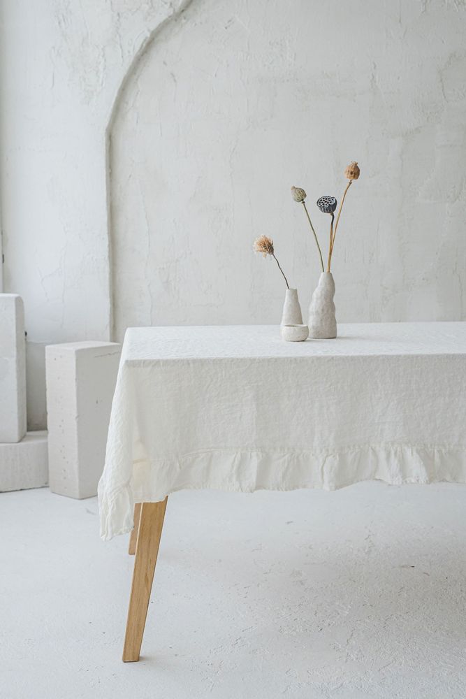 Table cloths - Soft linen tablecloth with ruffles - EPIC LINEN