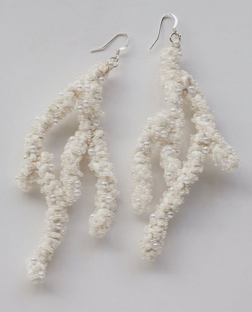 Bijoux - Boucles d'oreilles Juana en faux corail blanchi - AUDREY ALBASON