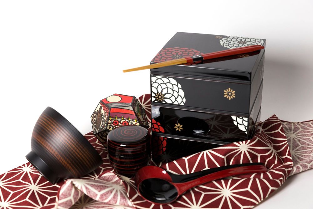 Decorative objects - IN RED & BLACK - IKAT