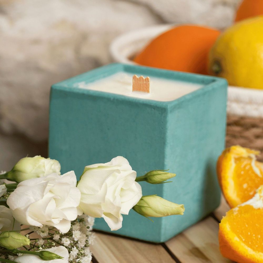 Decorative objects - Colored concrete cube candle - Vegetable wax and perfume from Grasse. - JUNNY