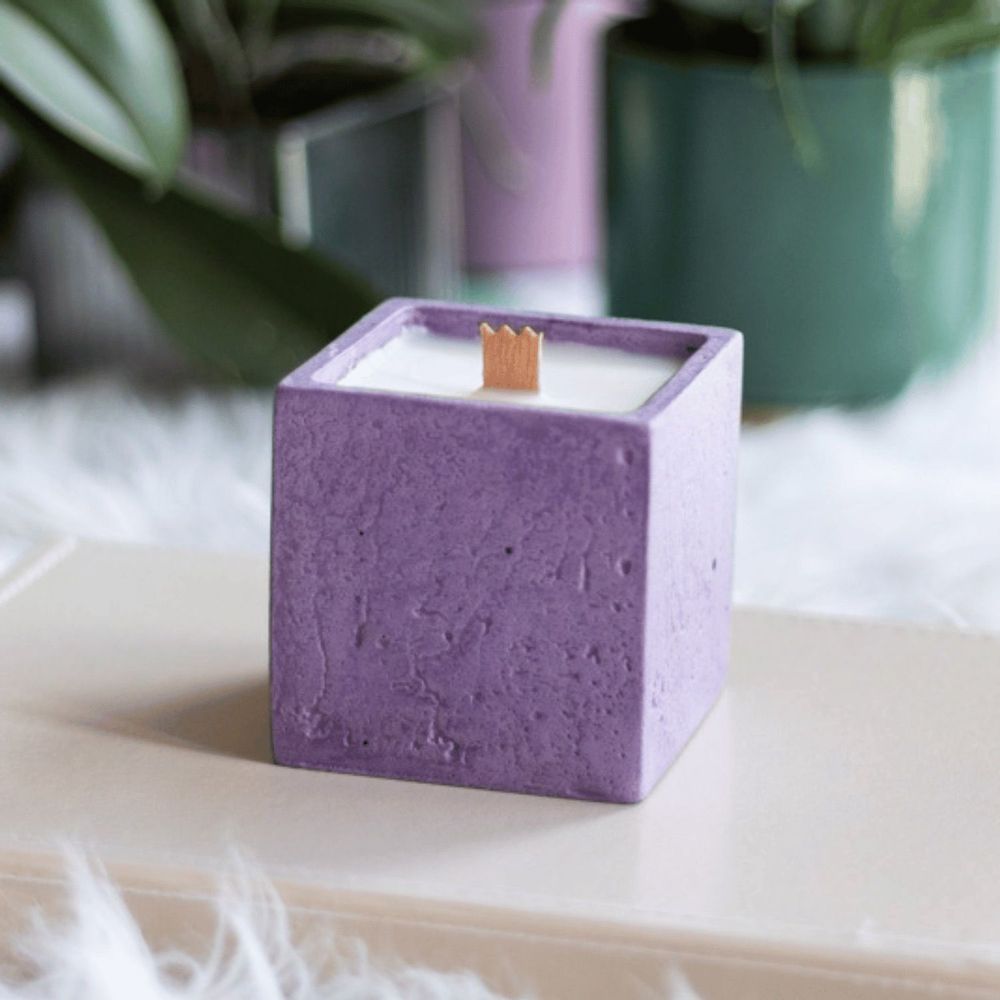 Decorative objects - Colored concrete cube candle - Vegetable wax and perfume from Grasse. - JUNNY