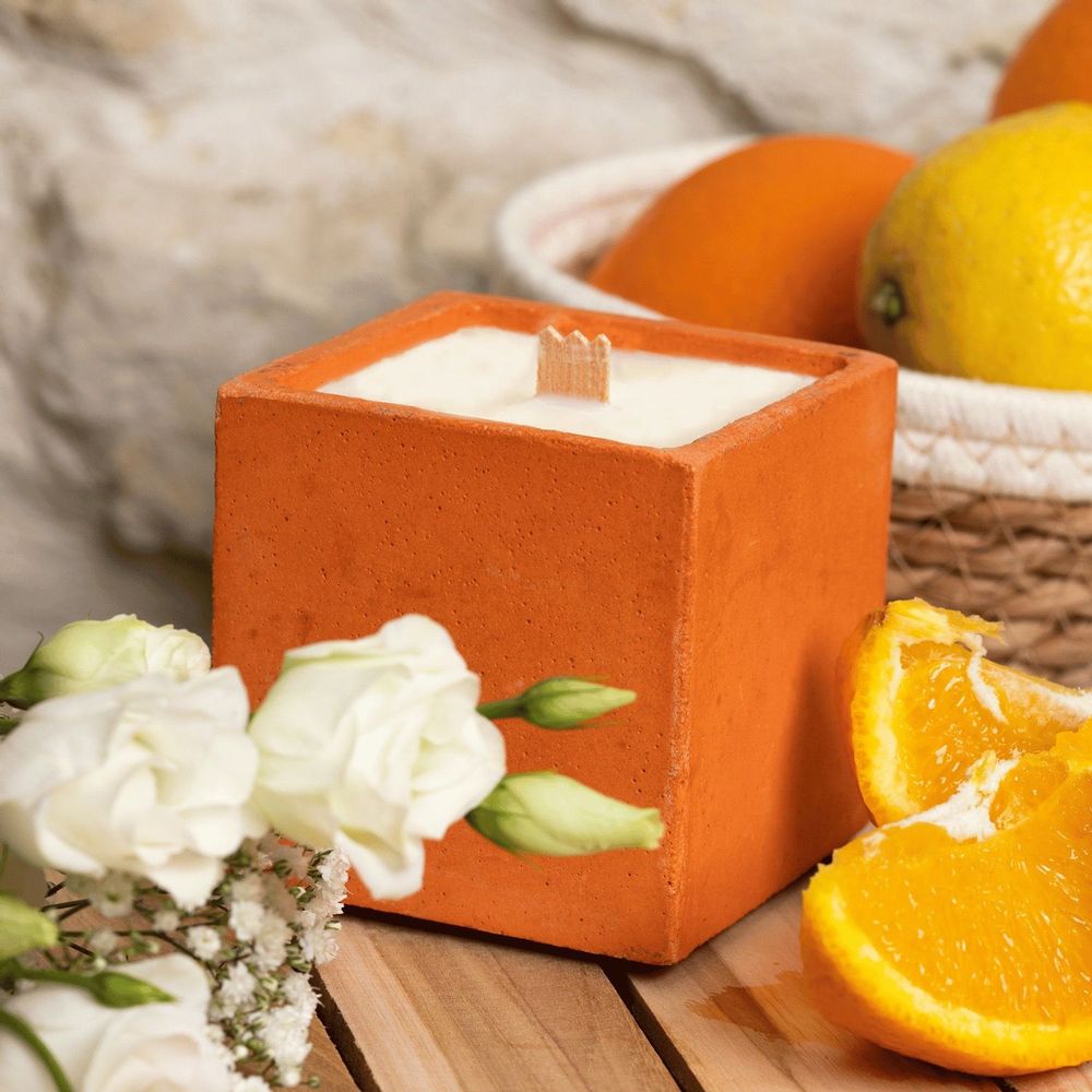 Decorative objects - Colored concrete cube candle - Vegetable wax and perfume from Grasse. - JUNNY