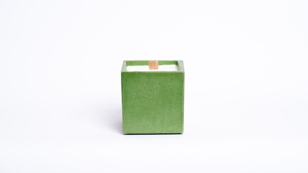 Decorative objects - Colored concrete cube candle - Vegetable wax and perfume from Grasse. - JUNNY