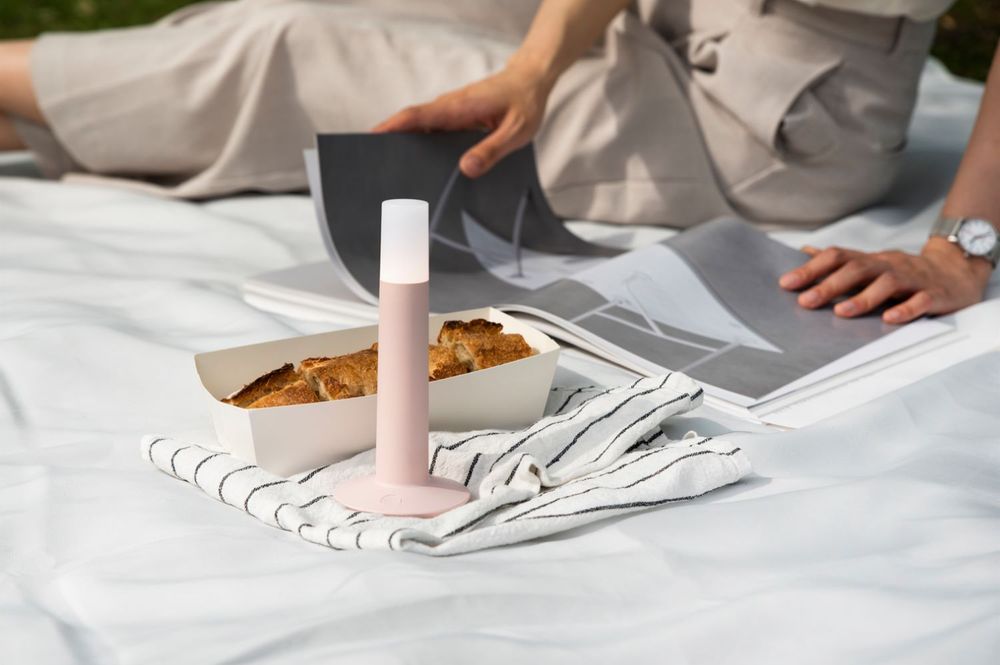 Table lamps - [mobile island] Lighthouse LED lamp - KOREA INSTITUTE OF DESIGN PROMOTION