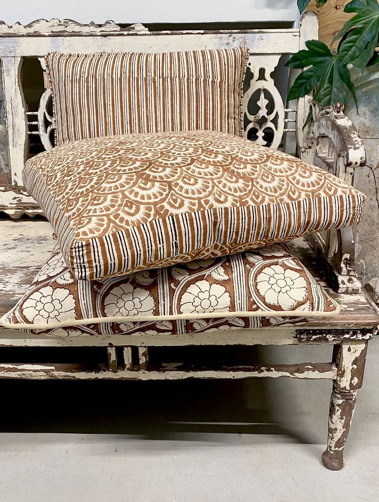 Fabric cushions - Handmade cushions - WELDAAD AUTHENTIC INTERIOR