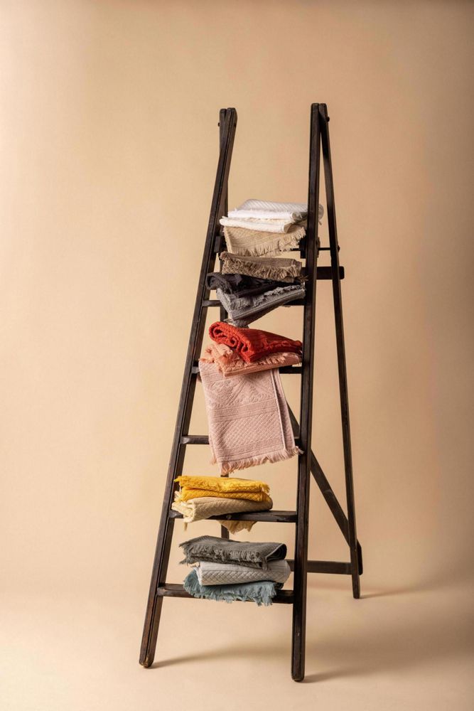 Bath towels - Hand Towel Zoe Vert De Gris 50 X 100 - MAISON VIVARAISE – SDE VIVARAISE WINKLER