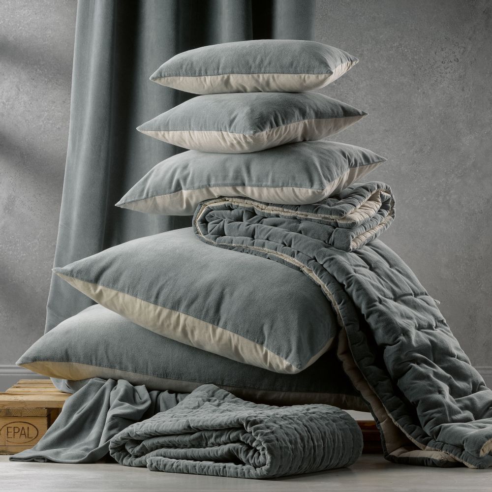 Coussins - Coussin uni Elise Mais 45 x 45 - MAISON VIVARAISE – SDE VIVARAISE WINKLER
