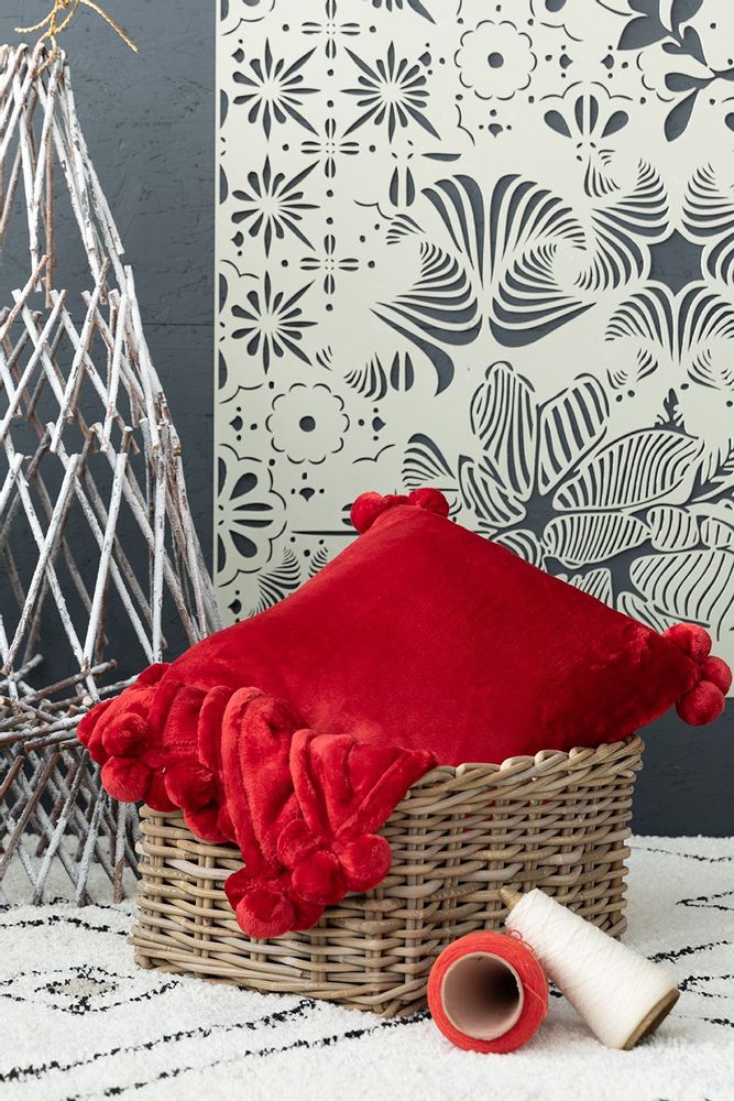 Coussins - Coussin Tender pompons Rubis 45 x 45 - MAISON VIVARAISE - SDE VIVARAISE WINKLER