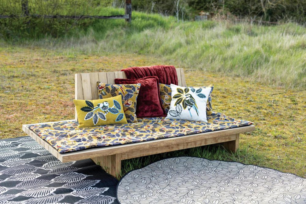 Coussins - Coussin Tender Géranium 50 x 50 - MAISON VIVARAISE – SDE VIVARAISE WINKLER