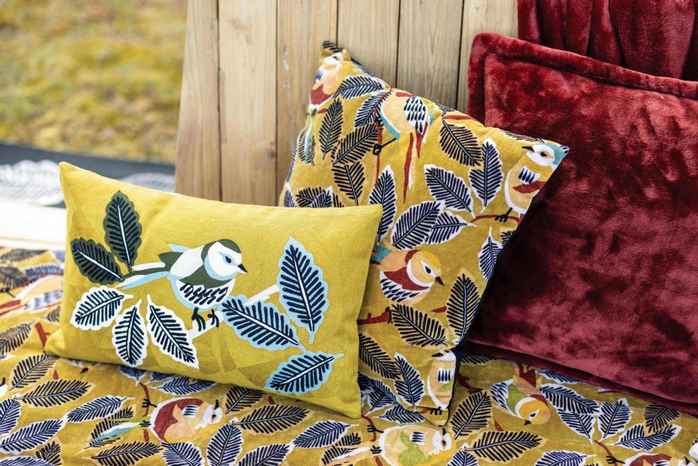 Throw blankets - Zazu Velvet Plaid Gold 135 X 200 - MAISON VIVARAISE – SDE VIVARAISE WINKLER