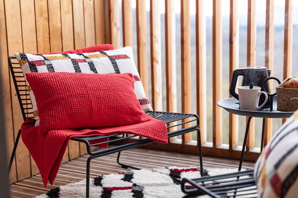 Plaids - Plaid stonewashed Maia Groseille 140 x 200 - MAISON VIVARAISE – SDE VIVARAISE WINKLER