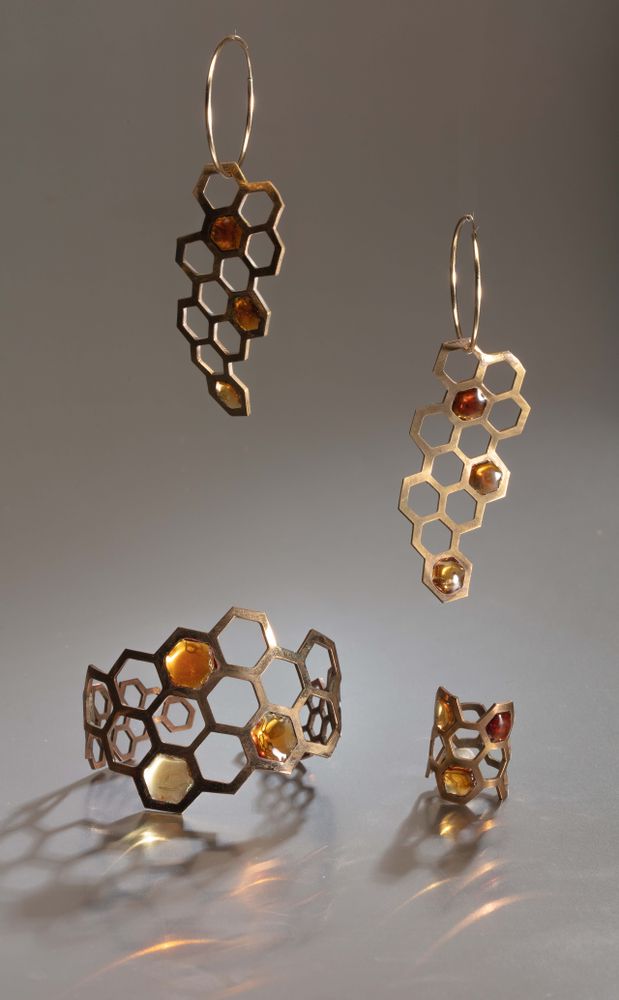 Art glass - Royale cuff bracelet, 14k gold plated and amber glass - MARIE FLAMBARD