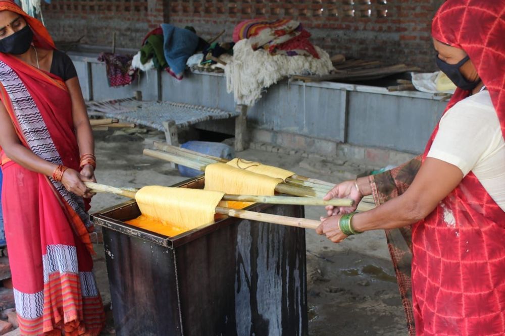 Revêtements sols intérieurs - HTR 102, usine de tapis en laine et viscose de Nouvelle-Zélande tuftés à la main, ignifugés pour la maison, l'hôtel, les projets commerciaux, personnalisables dans toutes les couleurs, tous les designs et toutes les tailles - INDIAN RUG GALLERY