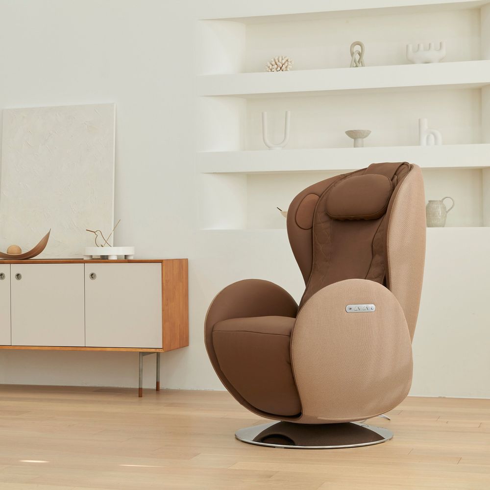 Lounge chairs for hospitalities & contracts - LUNA 4D Recliner Massage Chair - NOUHAUS