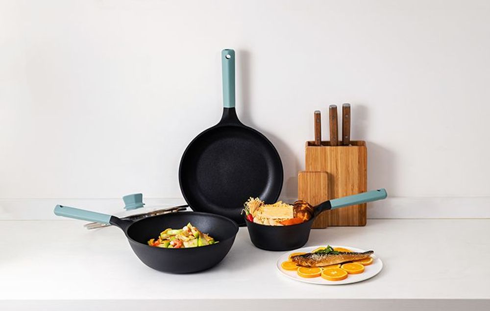 Meubles de cuisines - Wok antiadhésif Companion (28 cm, PEEK) gris-vert - JIA