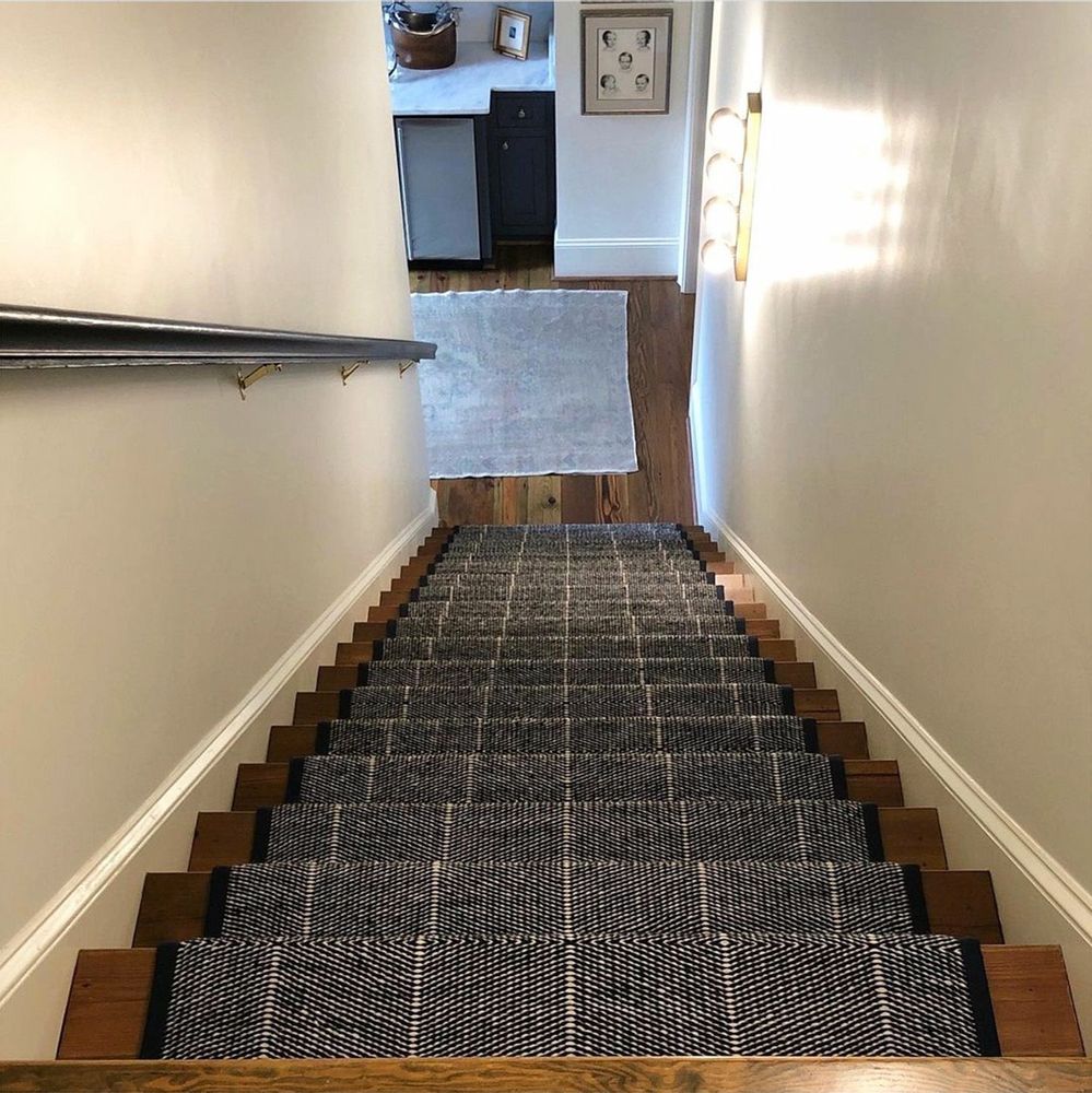 Rugs - FR 106, Chevron Design Stair Runner Dhurrie Kilim Eco Environment PET Friendly vegetable Dyes Sustainable Manufacturer Fireproof Washable Handmade Handwoven New Zealand Wool Carpet Rug - INDIAN RUG GALLERY