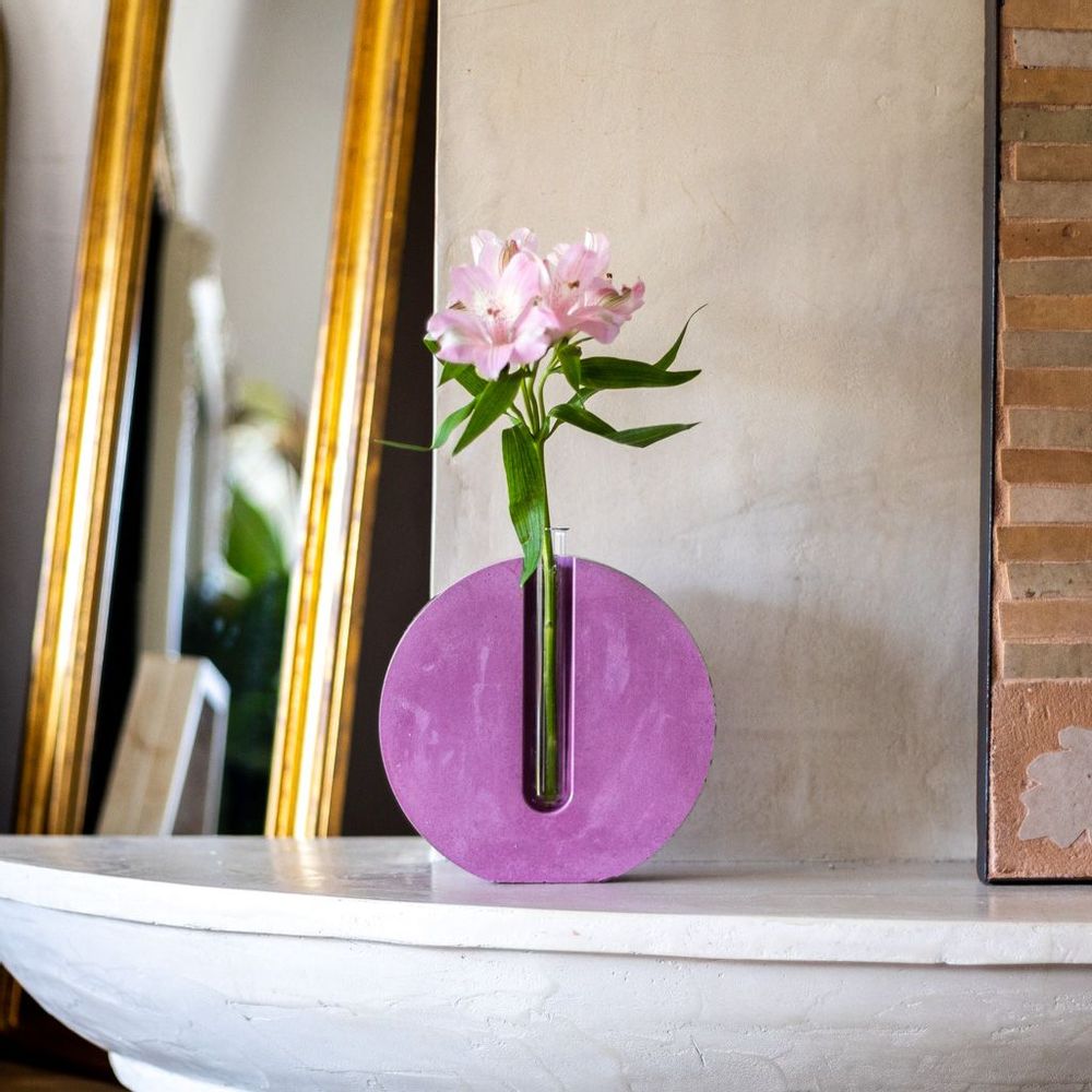 Vases - Soliflore en béton coloré - JUNNY