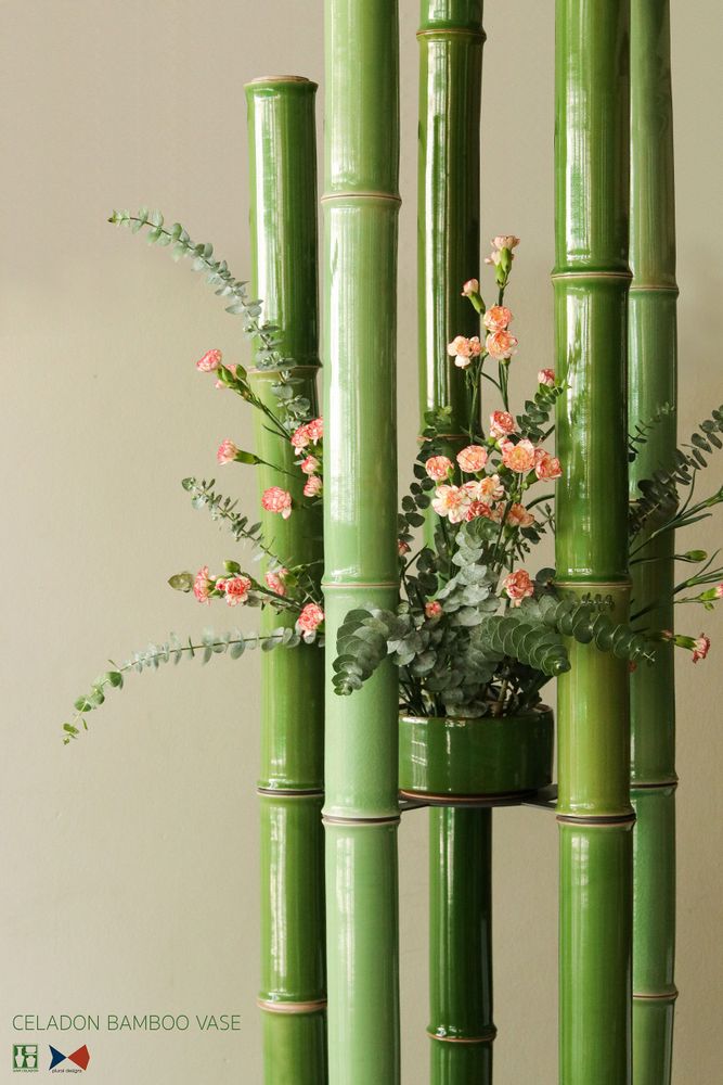 Floral decoration - PLURAL DESIGNS - Invert Furniture Collection and Celadon Sculpture - PLURAL DESIGNS