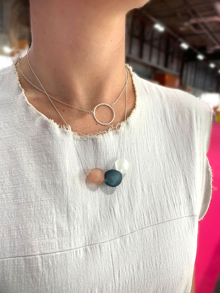 Gifts - Globe glass necklace - CHAMA NAVARRO