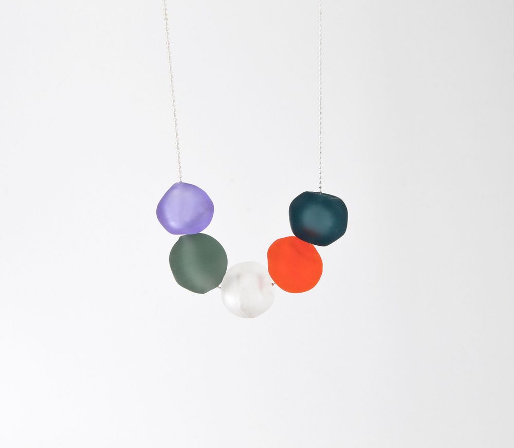 Gifts - Globe glass necklace - CHAMA NAVARRO