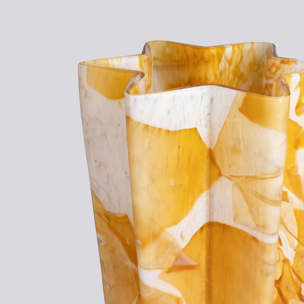 Vases - Nougat Karkadè Bucket Vase - STORIES OF ITALY