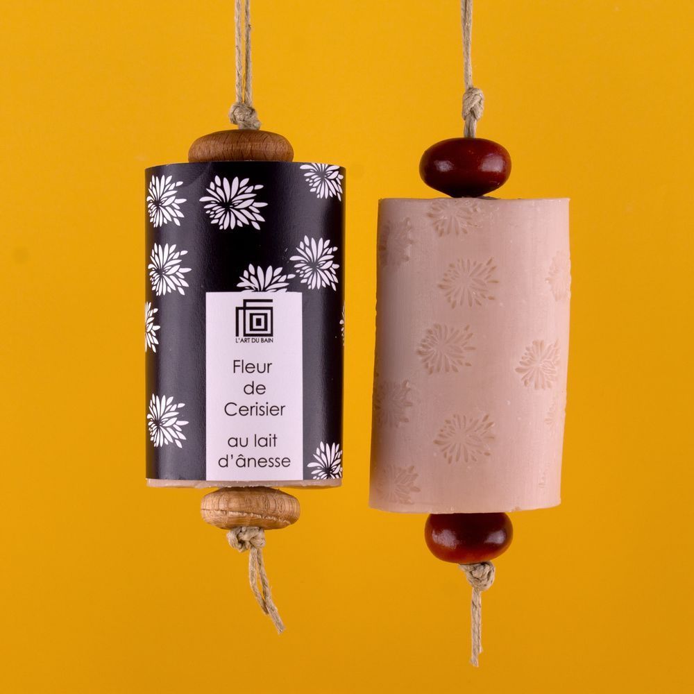 Beauty products - Soap “Sento” on rope - L'ART DU BAIN